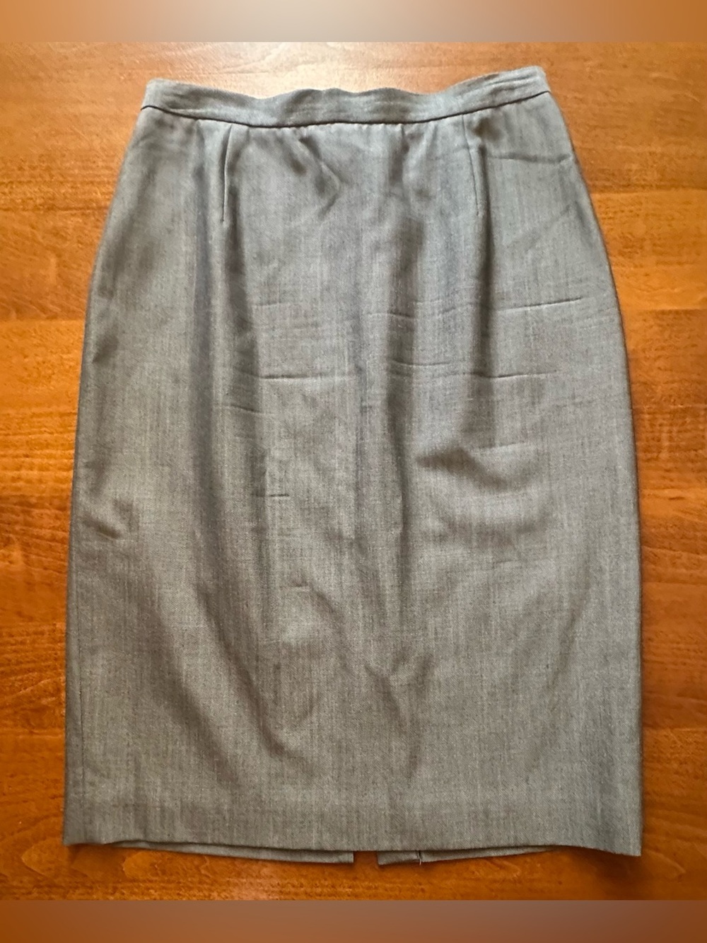 Ann Taylor•wool blend pencil skirt•size 4•heather gray•lined•knee length/midi